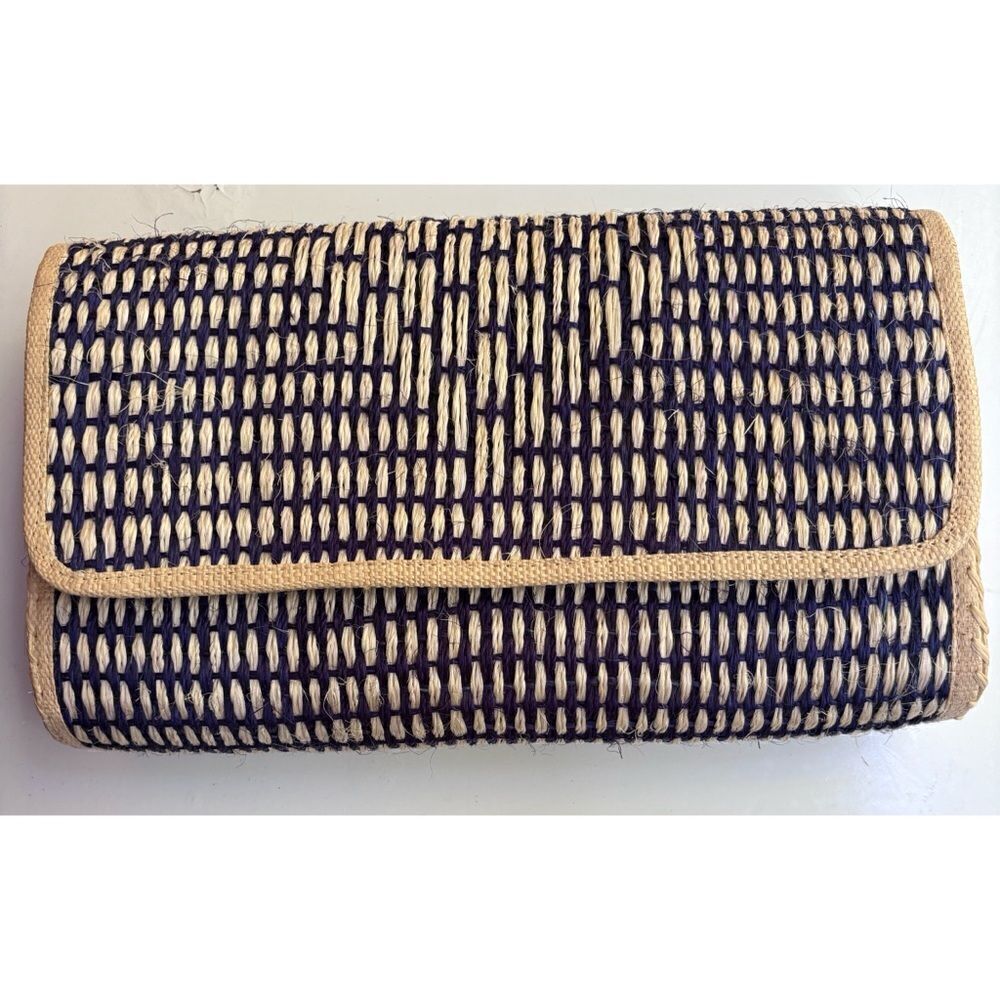Mar y Sol Dalia Clutch /No Tassel